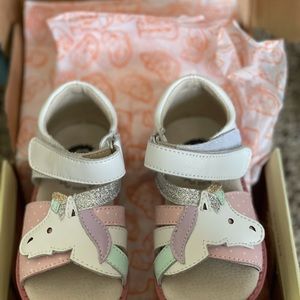 NEW Livie & Luca unicorn sandals.